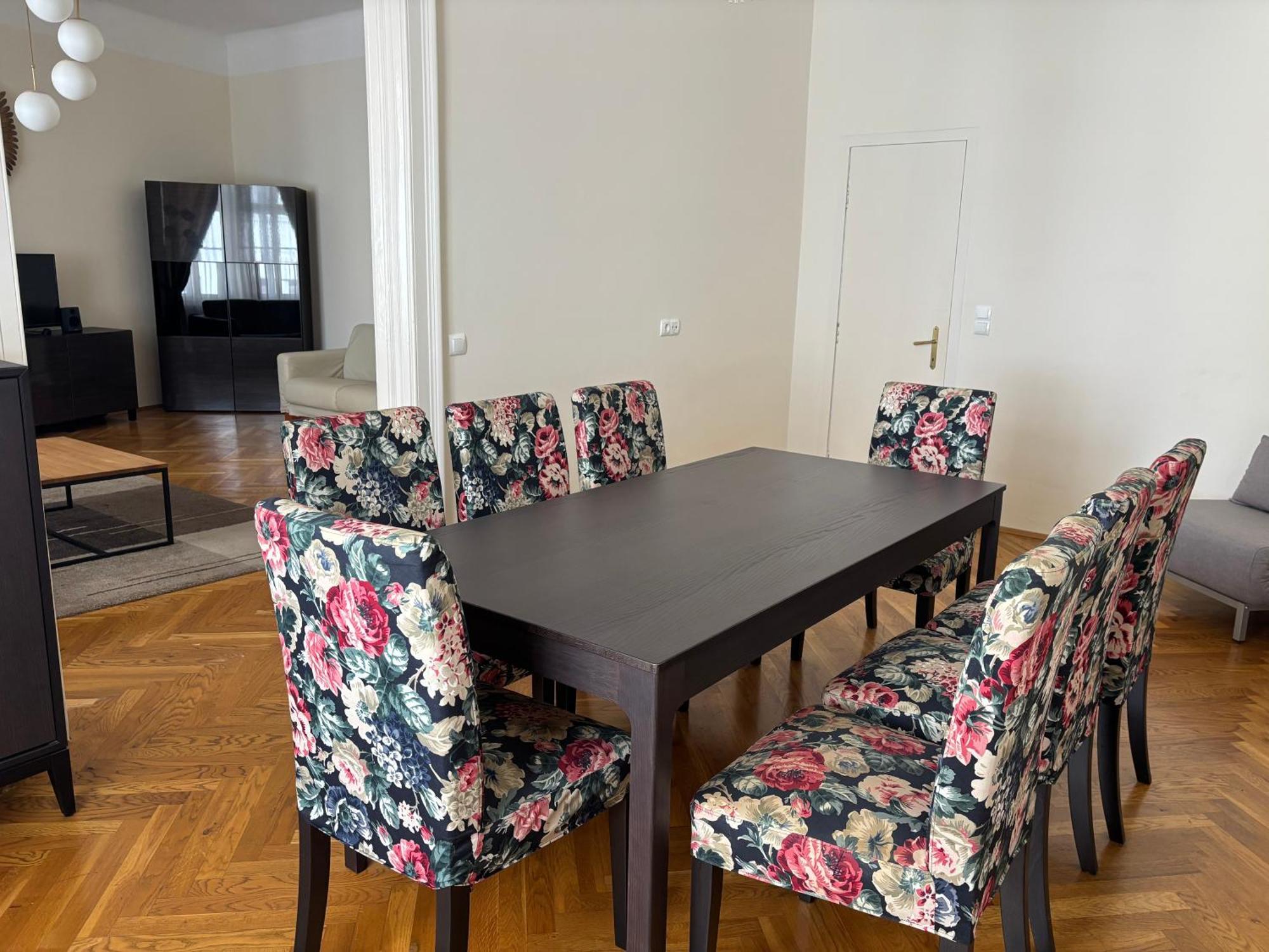 Carlton Suites Wien Ngoại thất bức ảnh